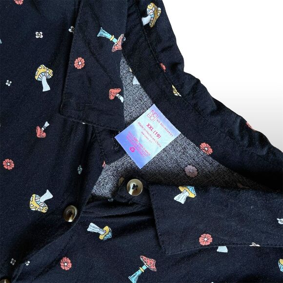 Retro Hippie Floral Mushroom Button-Up Shirt Teens Size 19 Black - Picture 3 of 5
